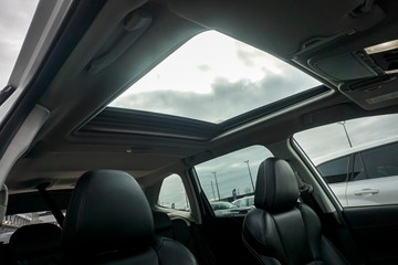 https://dvg-vehicle-assets.s3.amazonaws.com/81584/7uxpc8wy6dtow9emm0d1pfcuf.jpg