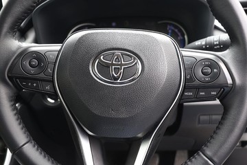 https://dvg-vehicle-assets.s3.amazonaws.com/81587/dj5rzibvdoc85tt3esy8wlgze.jpg