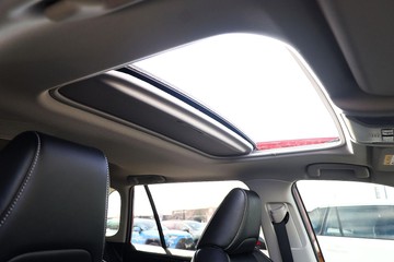 https://dvg-vehicle-assets.s3.amazonaws.com/81599/cefg0nmr0th74ylmnlc2tkp08.jpg