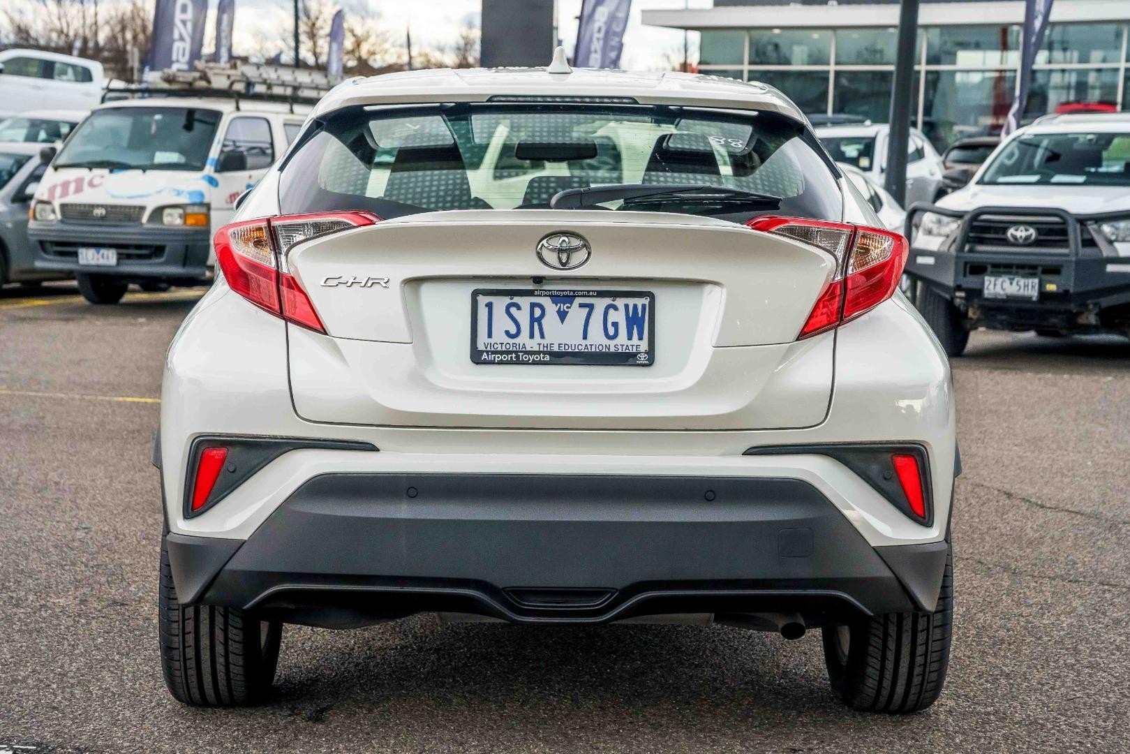 Toyota C-hr image 4