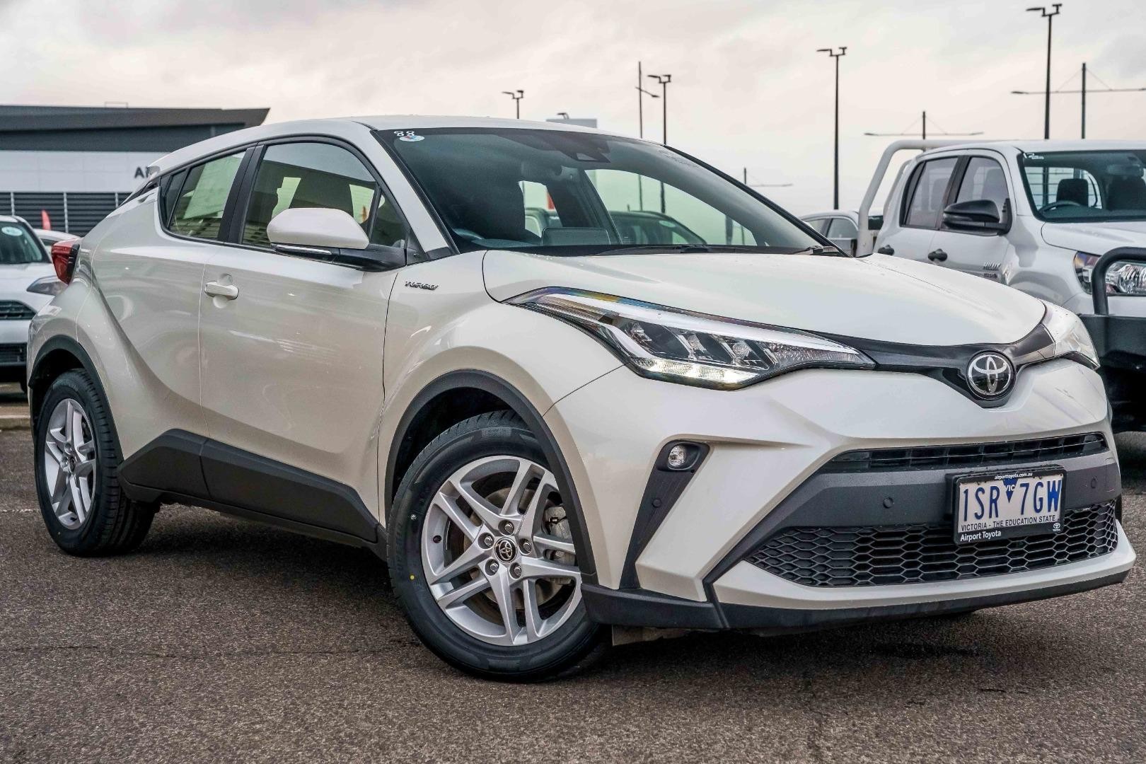 Toyota C-hr image 1