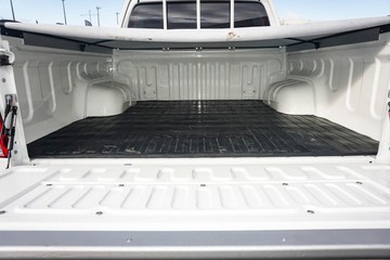 https://dvg-vehicle-assets.s3.amazonaws.com/81606/4y1fk8kpl5fkiegvmfyge0hd.jpg