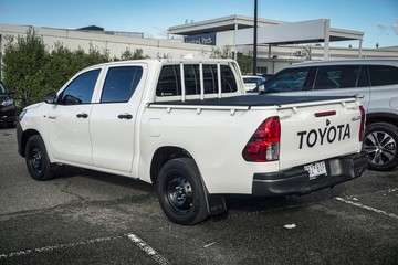 https://dvg-vehicle-assets.s3.amazonaws.com/81606/bjsv5rta7ua331ve56rzcbiwb.jpg