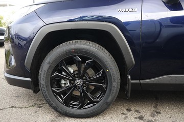 https://dvg-vehicle-assets.s3.amazonaws.com/81611/40ct1q670y7eyb4gc5c61o5v0.jpg