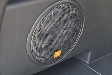 https://dvg-vehicle-assets.s3.amazonaws.com/81612/6zskfer1oneqpyv5jeohneg72.jpg