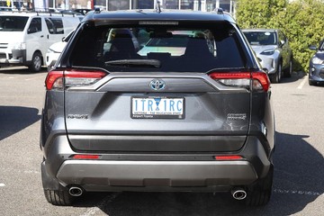https://dvg-vehicle-assets.s3.amazonaws.com/81612/edejblqm4t3az6itrfeg705yy.jpg