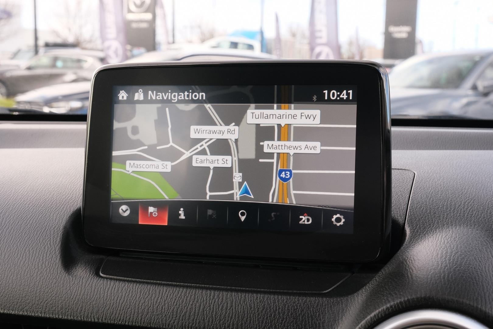 Mazda 2 image 3