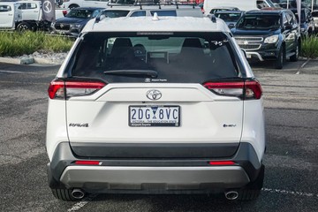 https://dvg-vehicle-assets.s3.amazonaws.com/81623/5vi0fog6dl707fnuxxcztu6q3.jpg