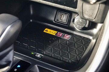 https://dvg-vehicle-assets.s3.amazonaws.com/81623/97pll9fbveu4sd16mwctqujo5.jpg