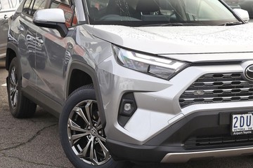 https://dvg-vehicle-assets.s3.amazonaws.com/81624/3gx7r3tvppge7nyy4nr0l44re.jpg