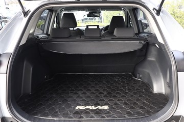 https://dvg-vehicle-assets.s3.amazonaws.com/81624/60gru1tmywzoushud5d2ssgg9.jpg