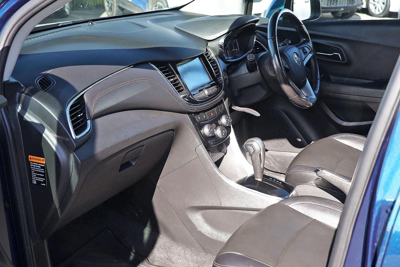 Holden Trax image 3
