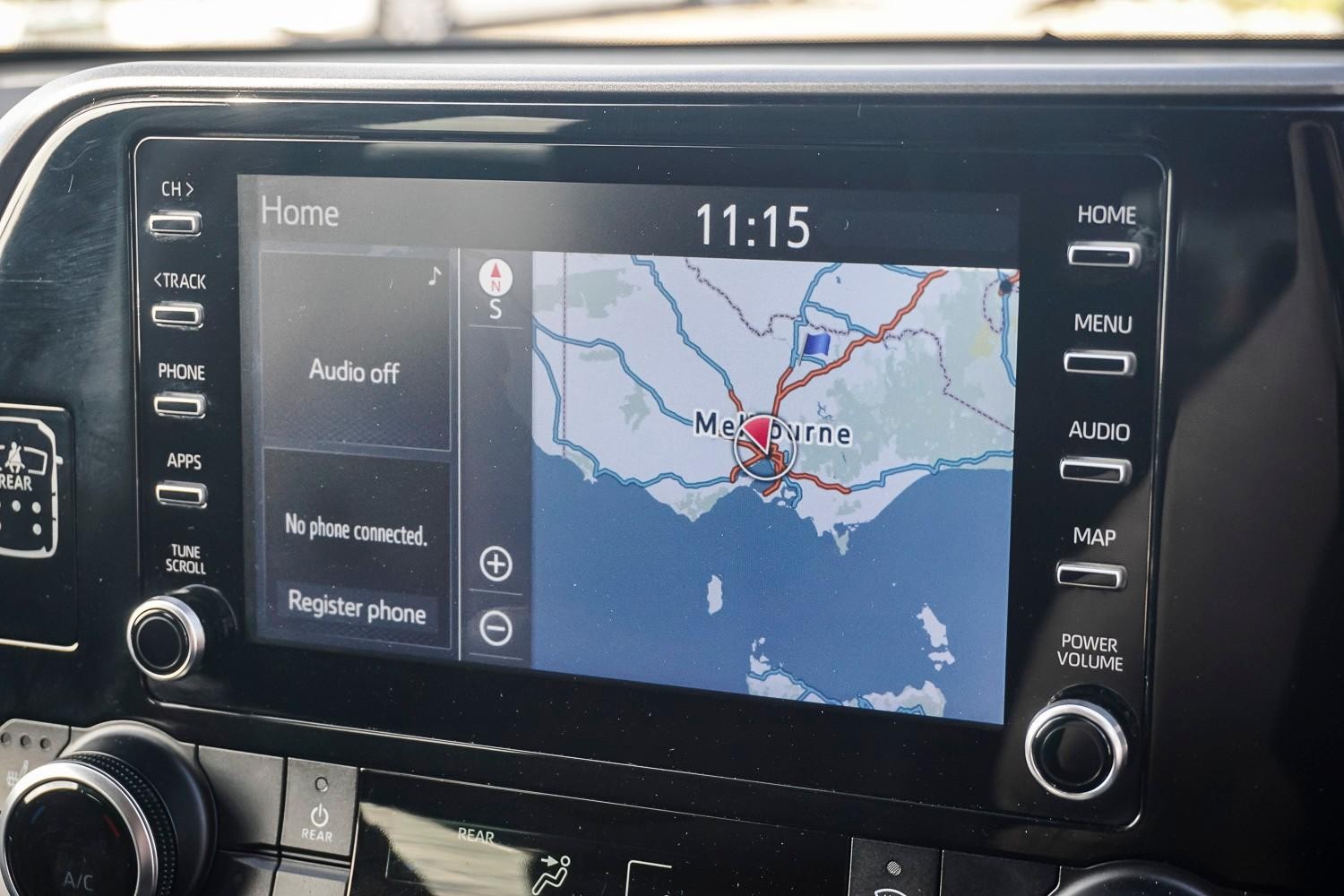 Toyota Kluger image 4