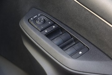 https://dvg-vehicle-assets.s3.amazonaws.com/81642/20oa4u5riu1ymblx62hu5ws5n.jpg