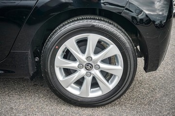 https://dvg-vehicle-assets.s3.amazonaws.com/81643/7uirfbd4rkql4me8b4k0bkjck.jpg