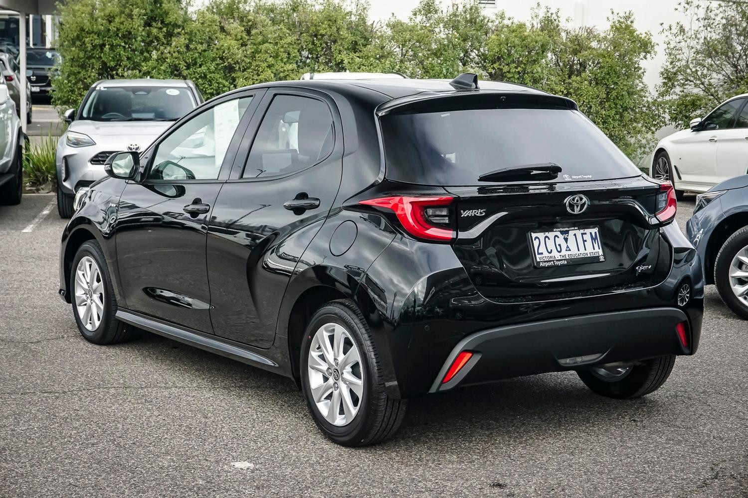 Toyota Yaris image 2