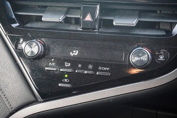 https://dvg-vehicle-assets.s3.amazonaws.com/81671/7jaxk2u2mkf8o0y4mg5a7w7js.jpg