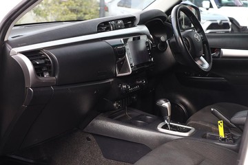 https://dvg-vehicle-assets.s3.amazonaws.com/81675/2dr67sobe7pgs9jzf1dmu6nn1.jpg