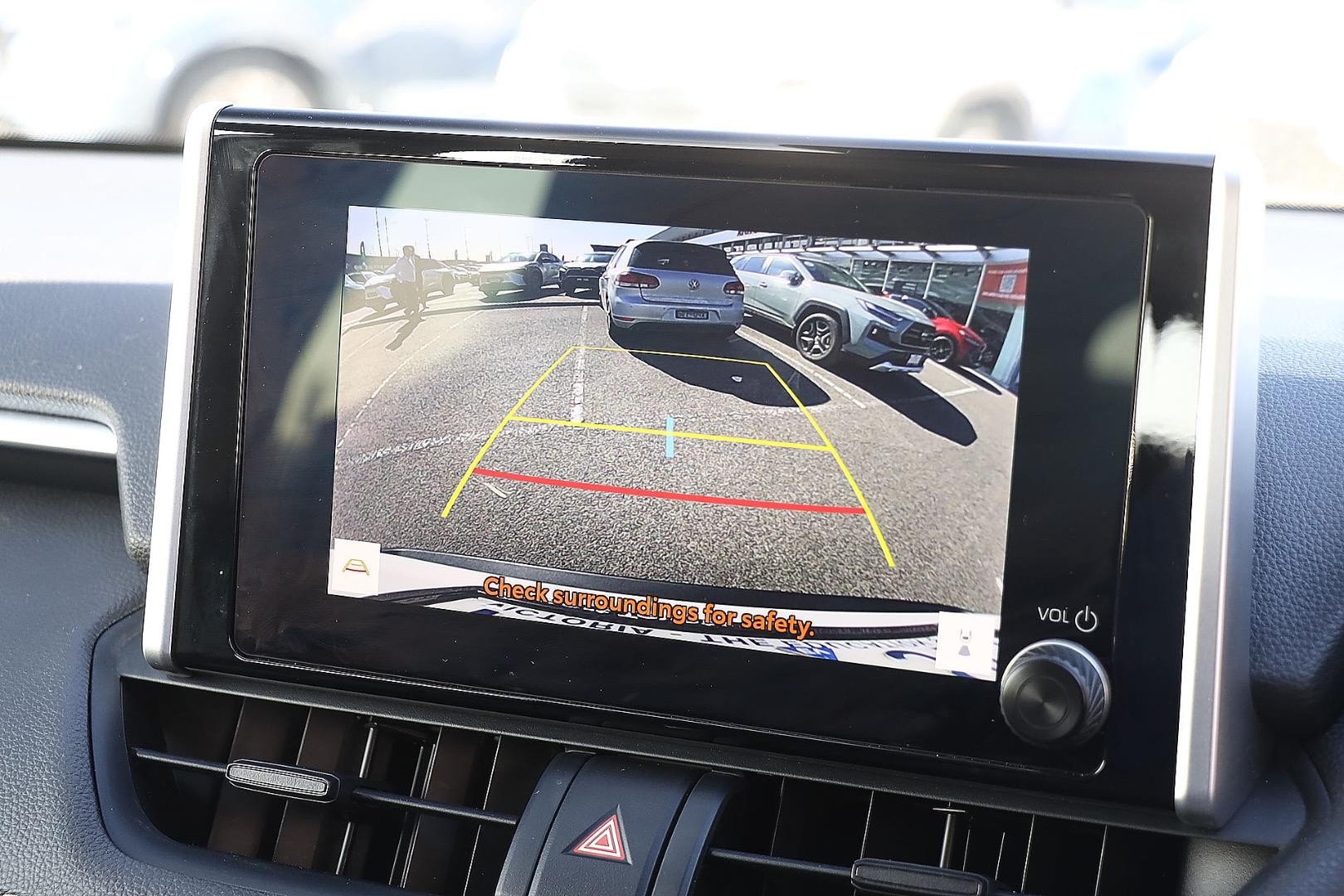 Toyota Rav4 image 3