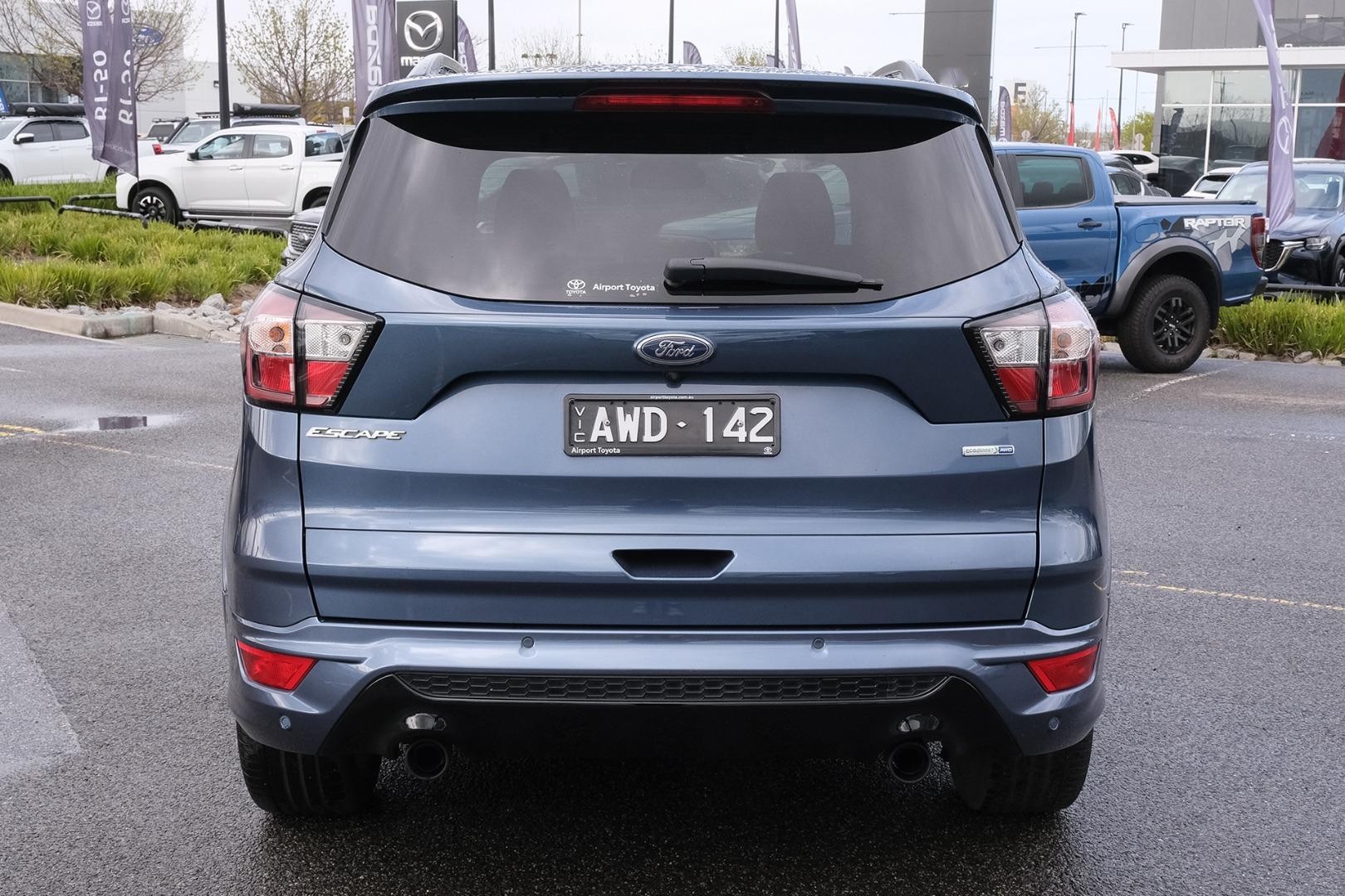 Ford Escape image 4