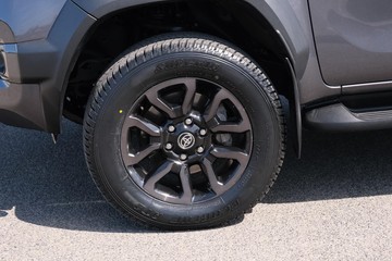 https://dvg-vehicle-assets.s3.amazonaws.com/81747/e8onu8q7rug47bytr5sdxm492.jpg