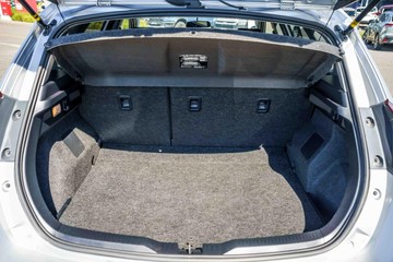 https://dvg-vehicle-assets.s3.amazonaws.com/81752/6jf8ksgmthjrzfyzkrtkbfxnd.jpg