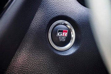 https://dvg-vehicle-assets.s3.amazonaws.com/81757/a3yb38s8ivrdn092bripph3zd.jpg