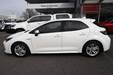 https://dvg-vehicle-assets.s3.amazonaws.com/81769/bb99r6zse4hi7om8taf1yq62y.jpg