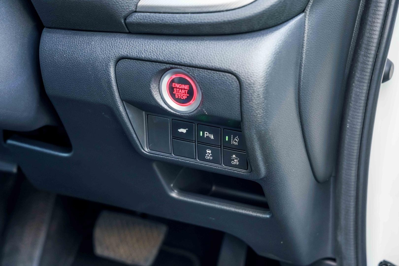 Honda Cr-v image 2