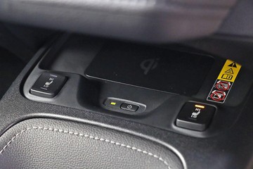 https://dvg-vehicle-assets.s3.amazonaws.com/81789/damy82q6lrv46pxapuqynajg4.jpg