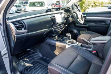 https://dvg-vehicle-assets.s3.amazonaws.com/81797/2q0l56gdd1tl6ob496es2gpow.jpg