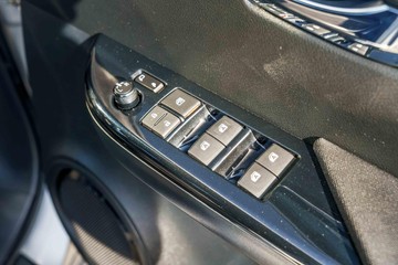 https://dvg-vehicle-assets.s3.amazonaws.com/81797/avrw1nhyty69n5e9yciansxn7.jpg