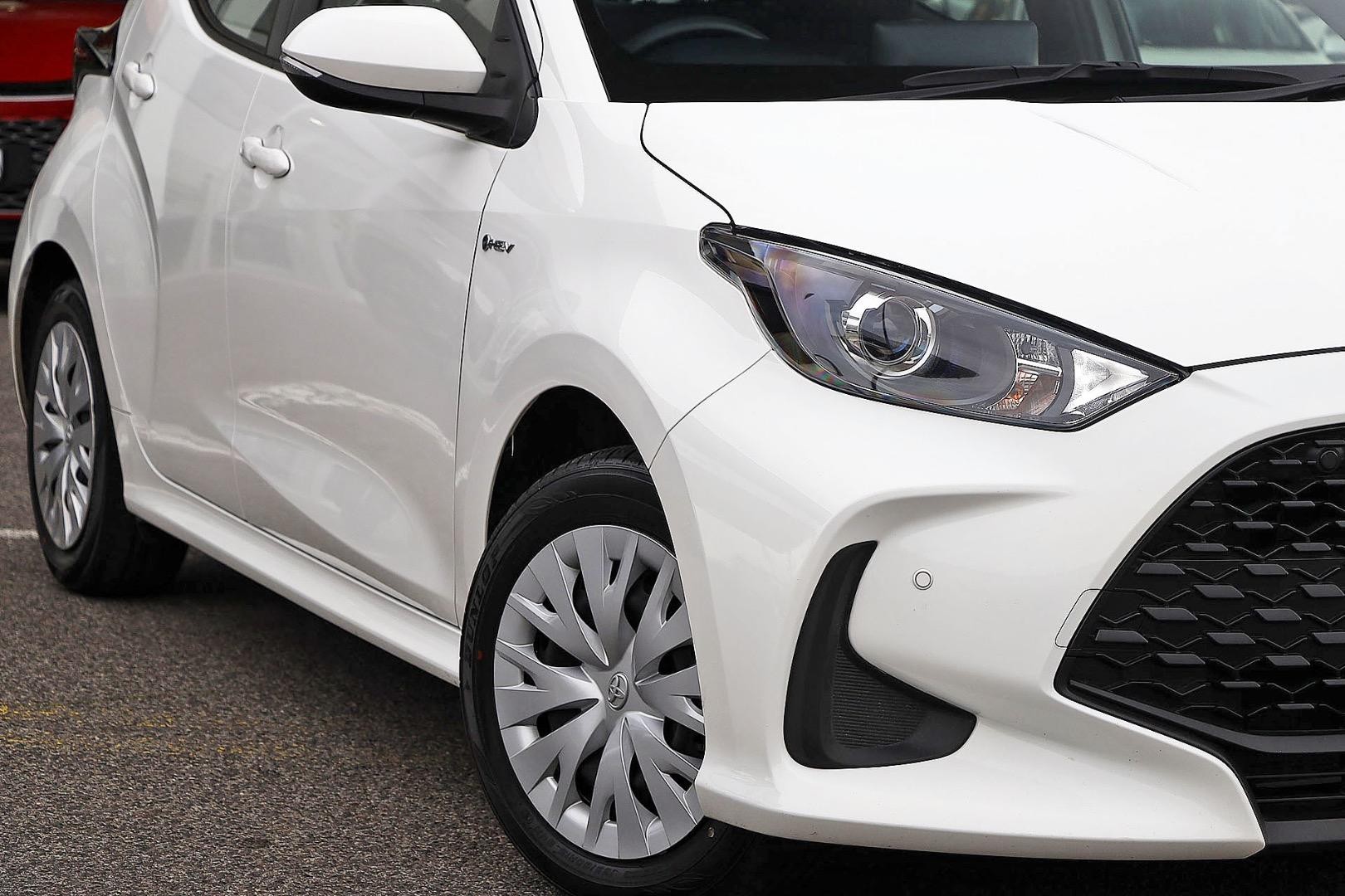 Toyota Yaris image 2