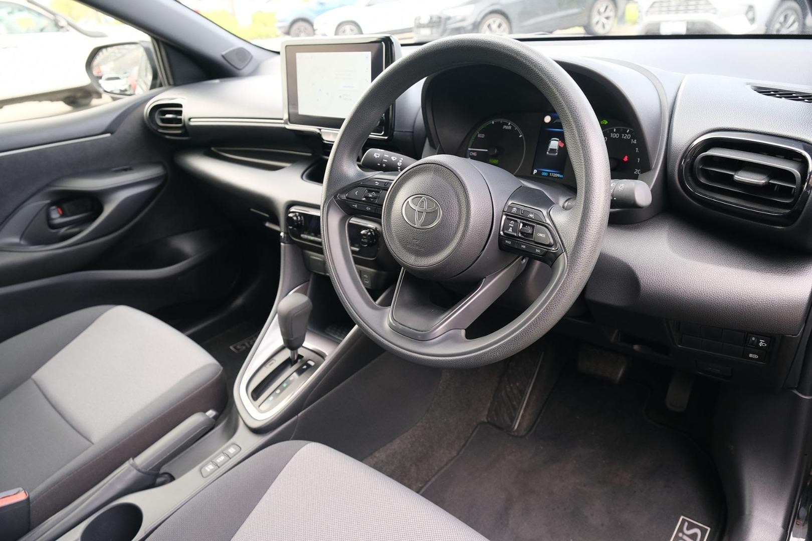 Toyota Yaris image 3