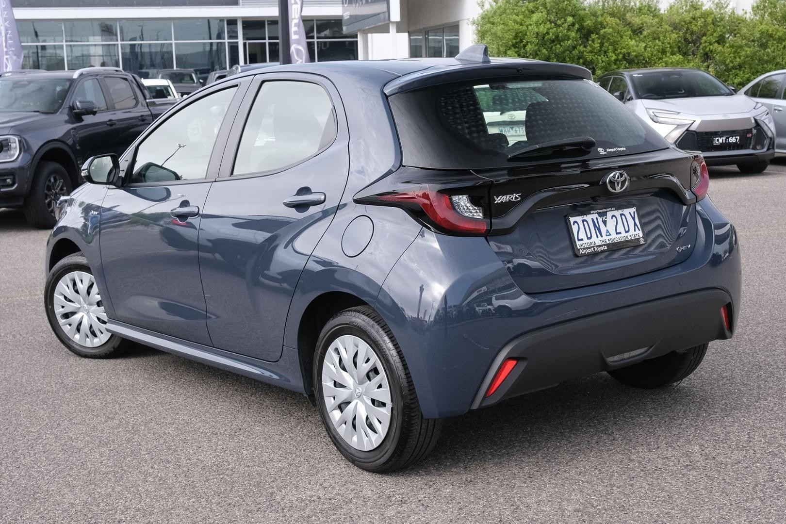 Toyota Yaris image 2