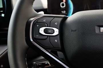 https://dvg-vehicle-assets.s3.amazonaws.com/850015/2vue8iwdvkl27p1820pjnlvn4.jpg