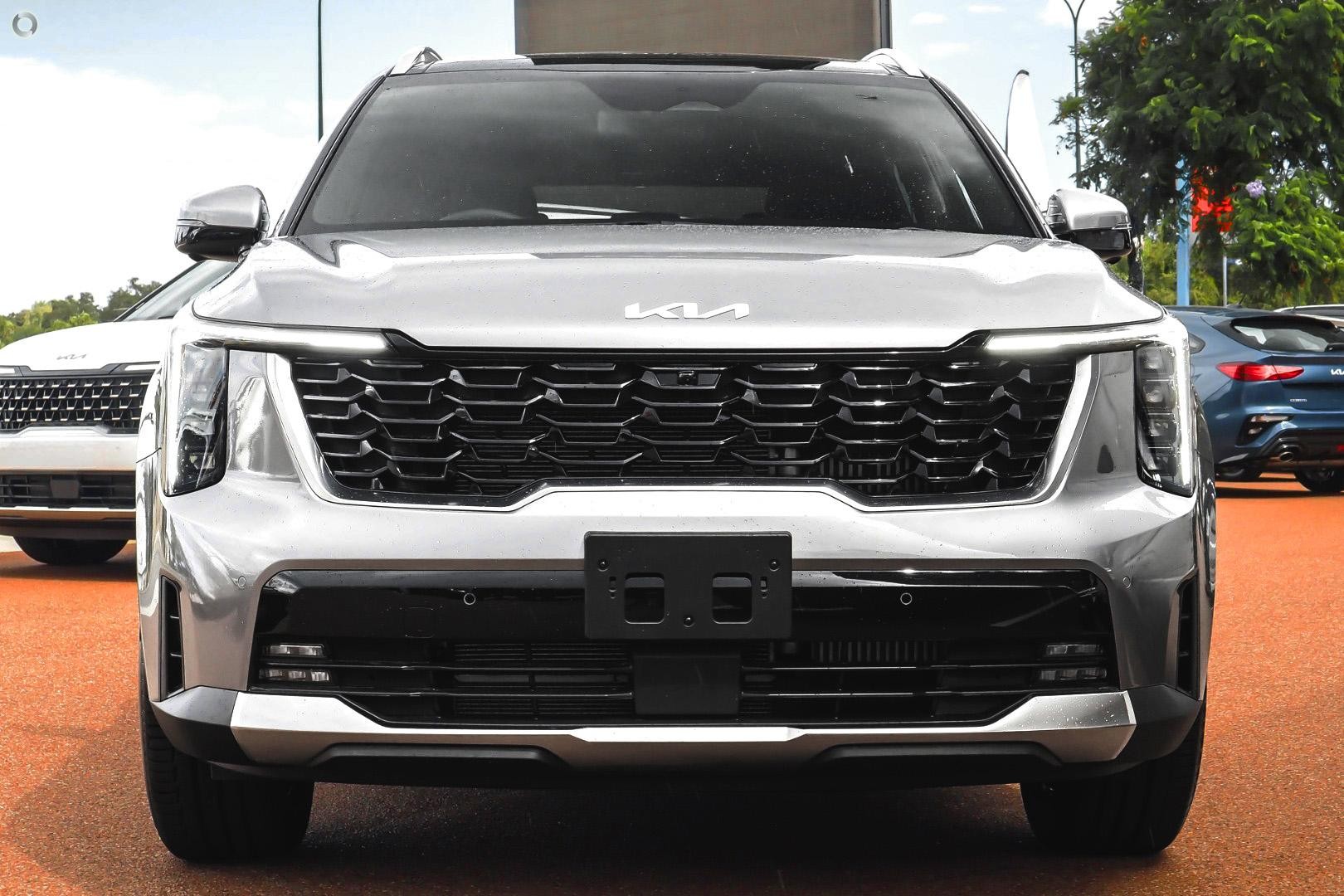 Kia Sorento image 2
