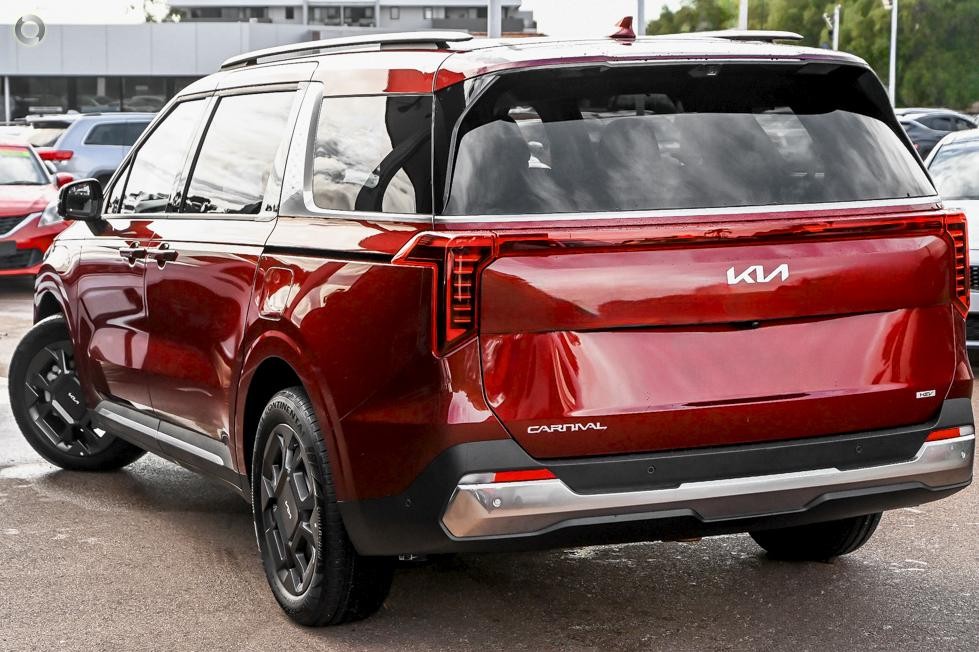 Kia Carnival image 4