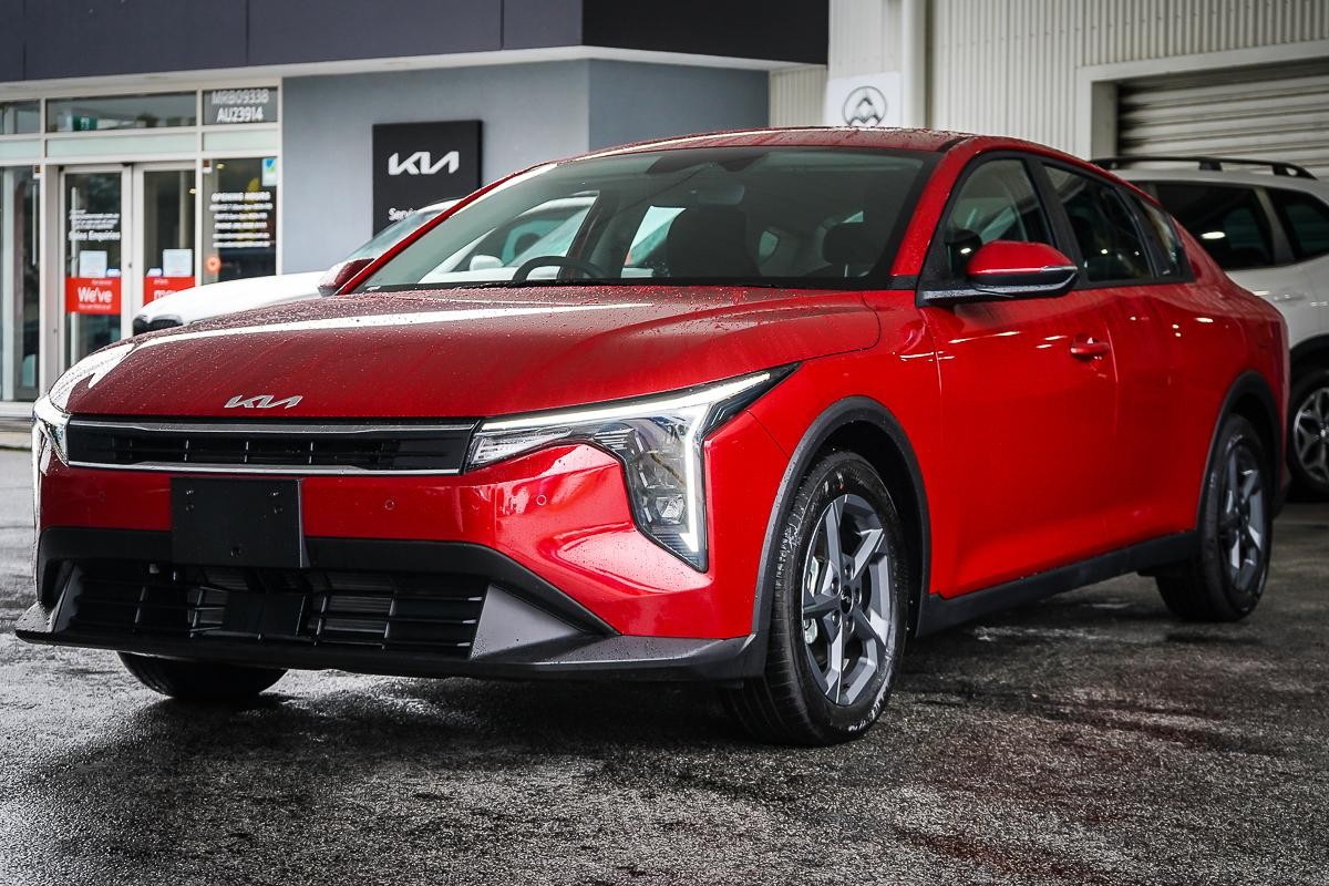 Kia K4 image 4