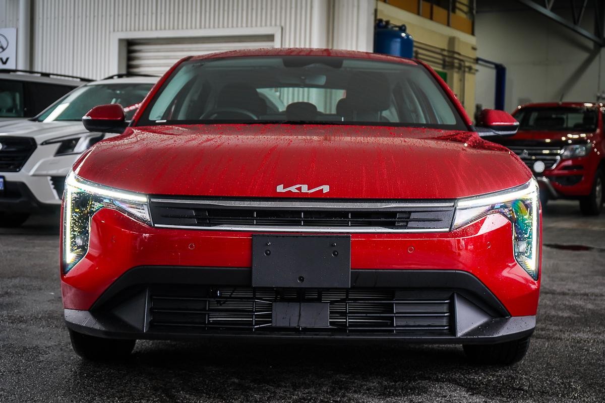 Kia K4 image 3