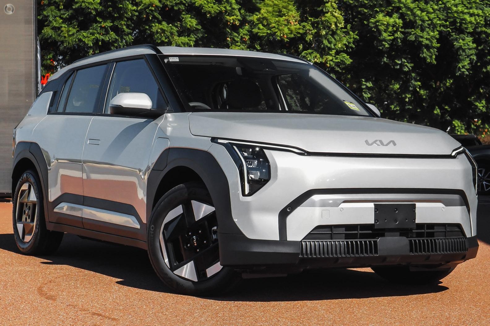 Kia Ev3 image 1