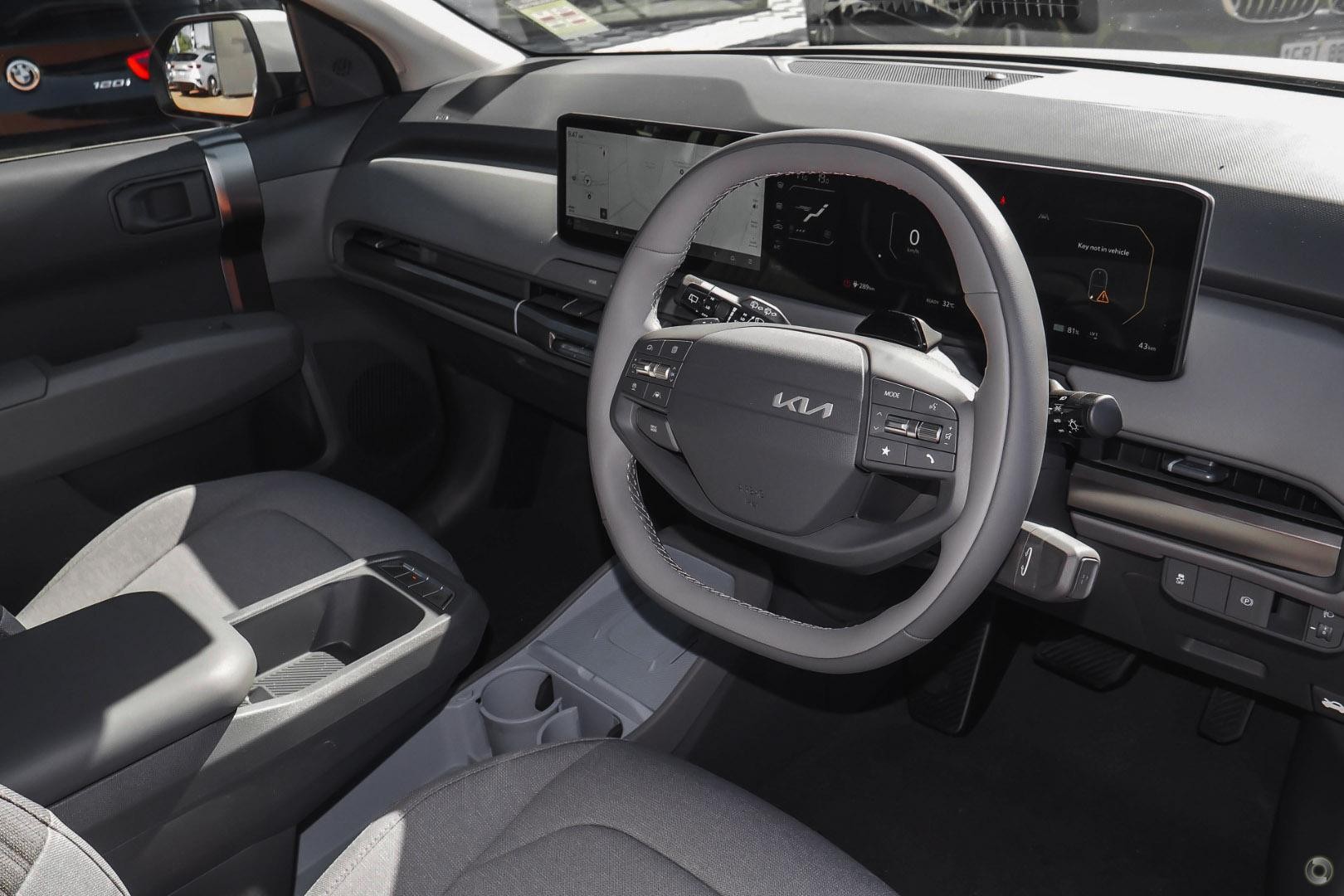 Kia Ev3 image 4