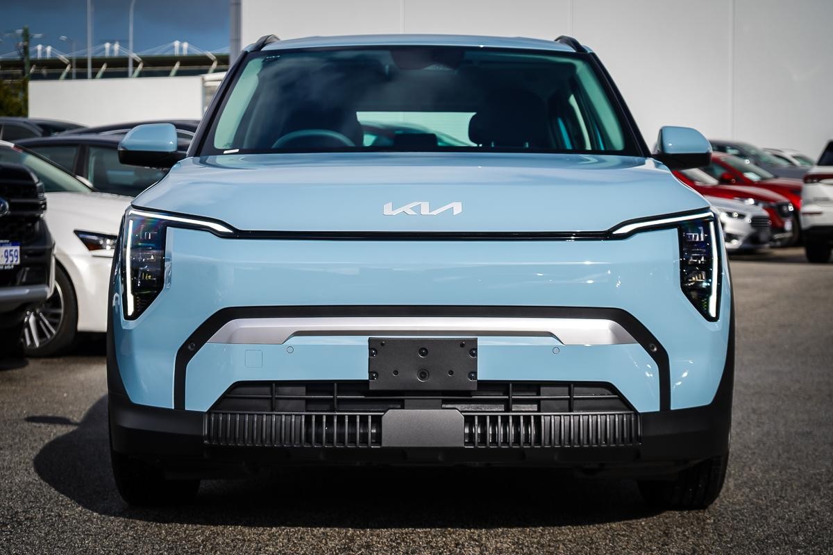 Kia Ev3 image 3