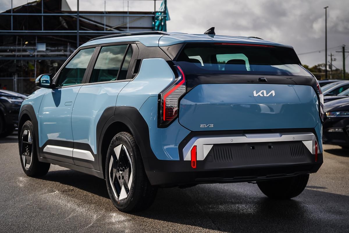 Kia Ev3 image 4