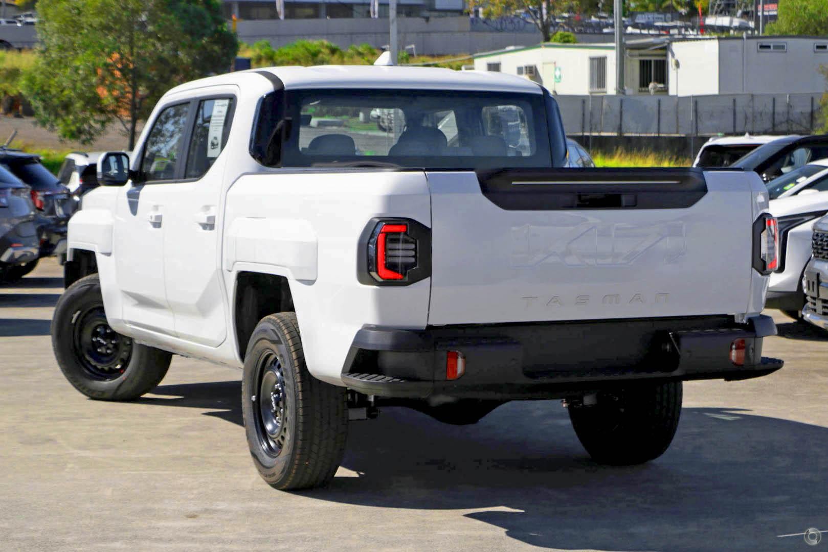 Kia Tasman image 4