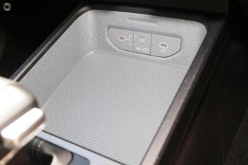 https://dvg-vehicle-assets.s3.amazonaws.com/970808/6jduie9desnrv39ckspy27gx1.jpg