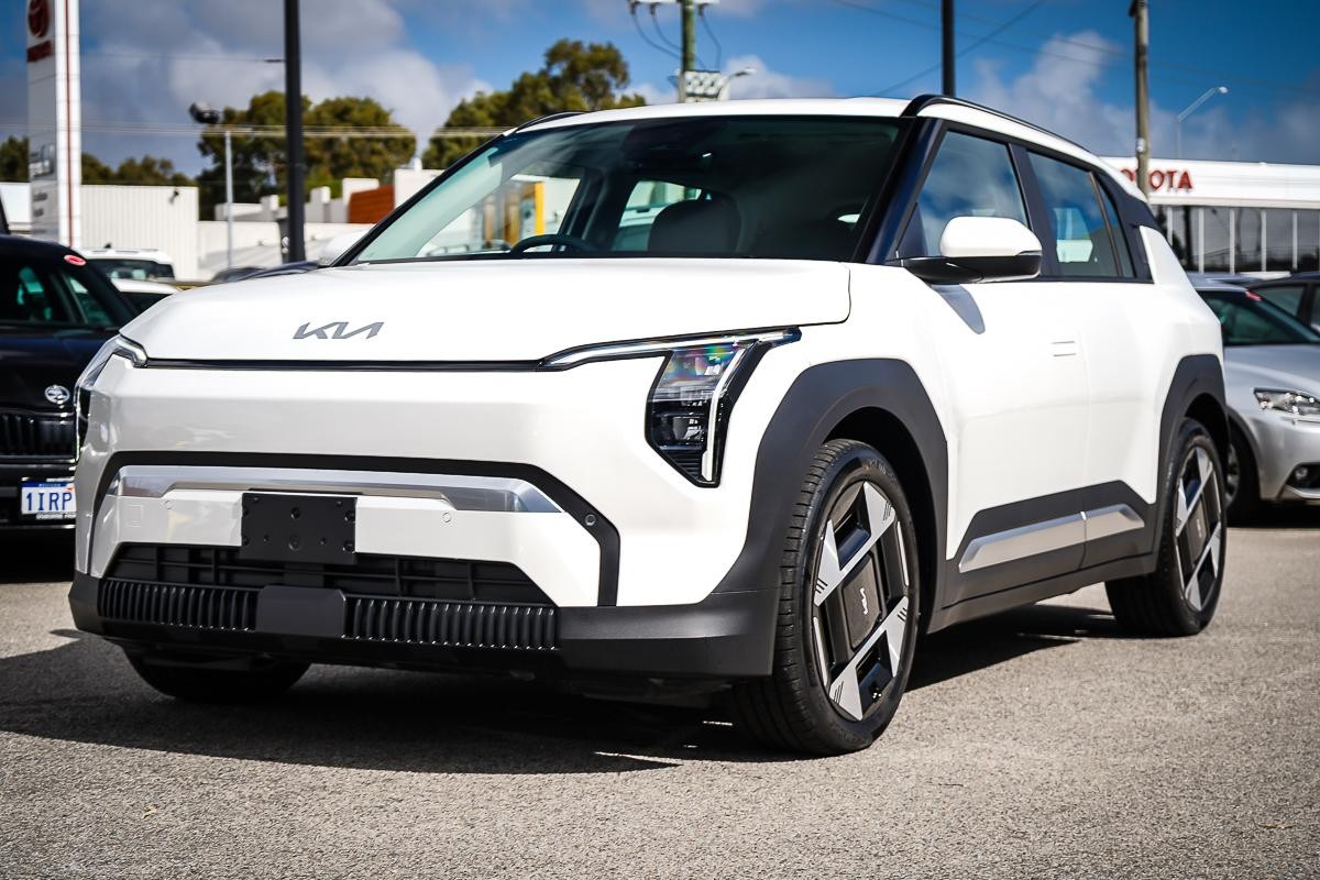 Kia Ev3 image 4