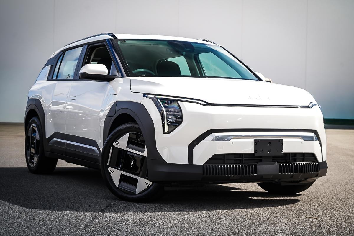 Kia Ev3 image 1