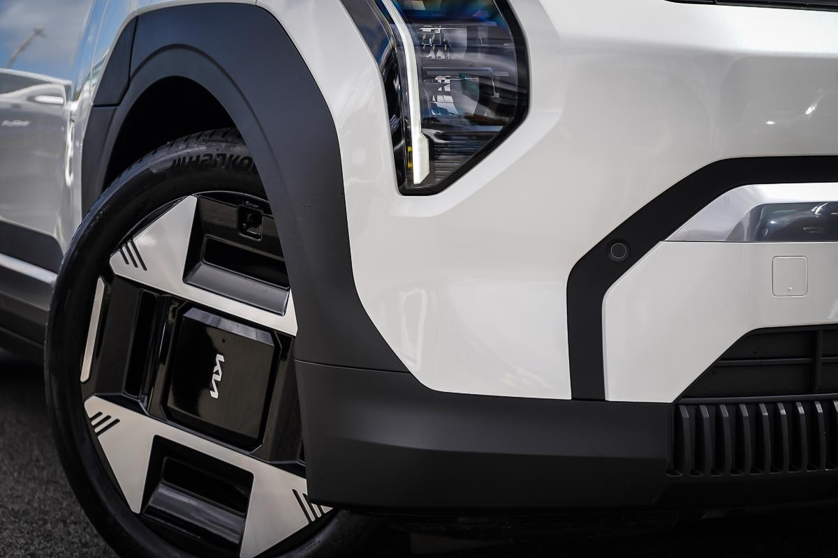 Kia Ev3 image 2