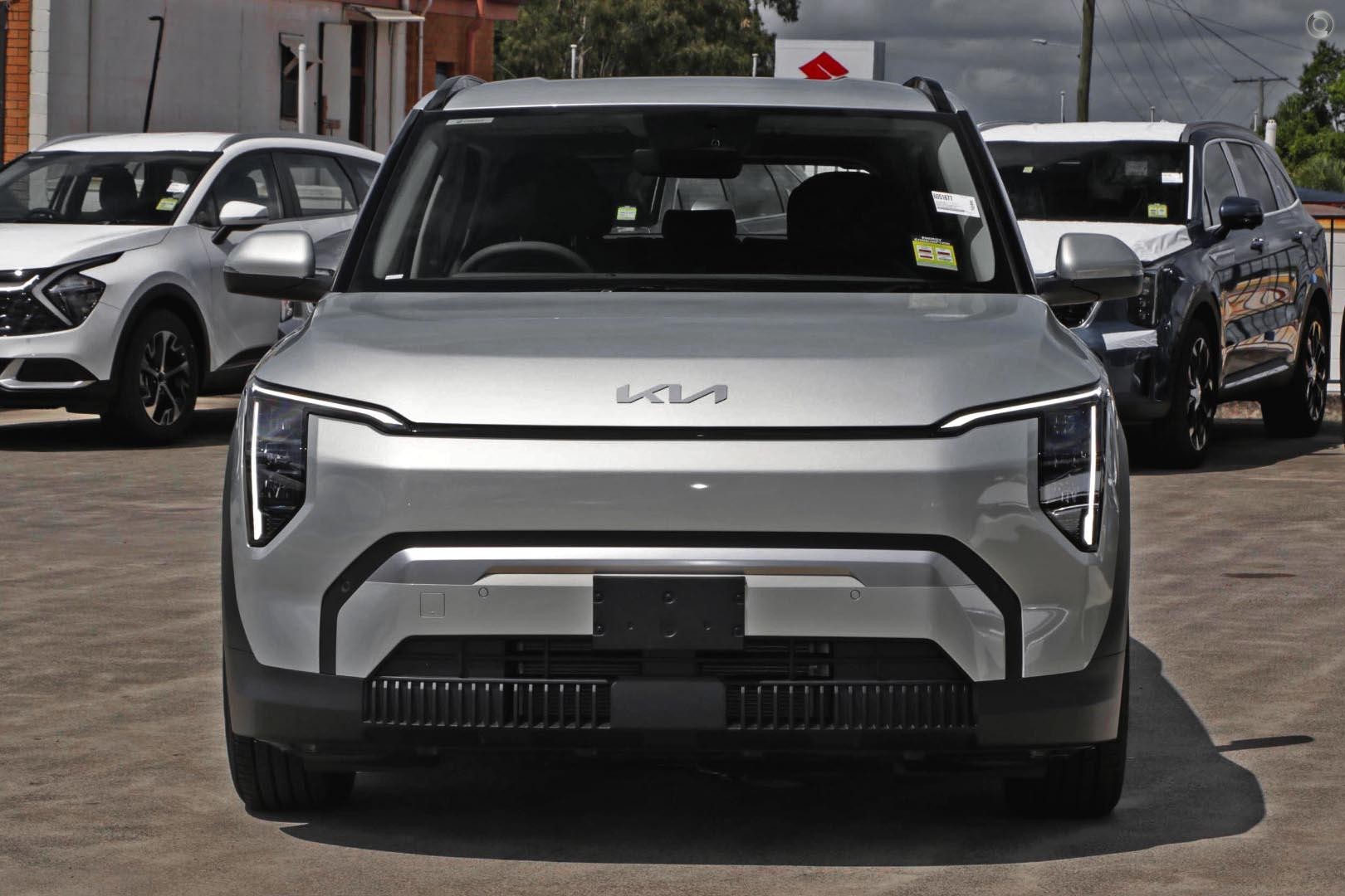 Kia Ev3 image 2